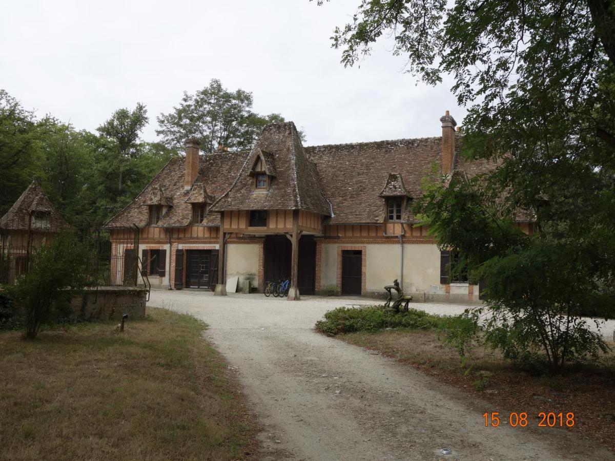 Les Gites Du Mont Suzey Yvoy-le-Marron Esterno foto